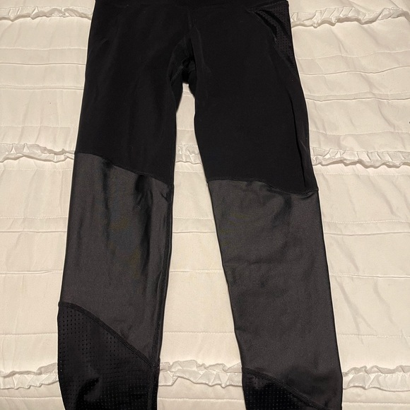 EUC Sweaty Betty Mesh 7/8 Power Leggings - SIZE XS - Picture 8 of 10